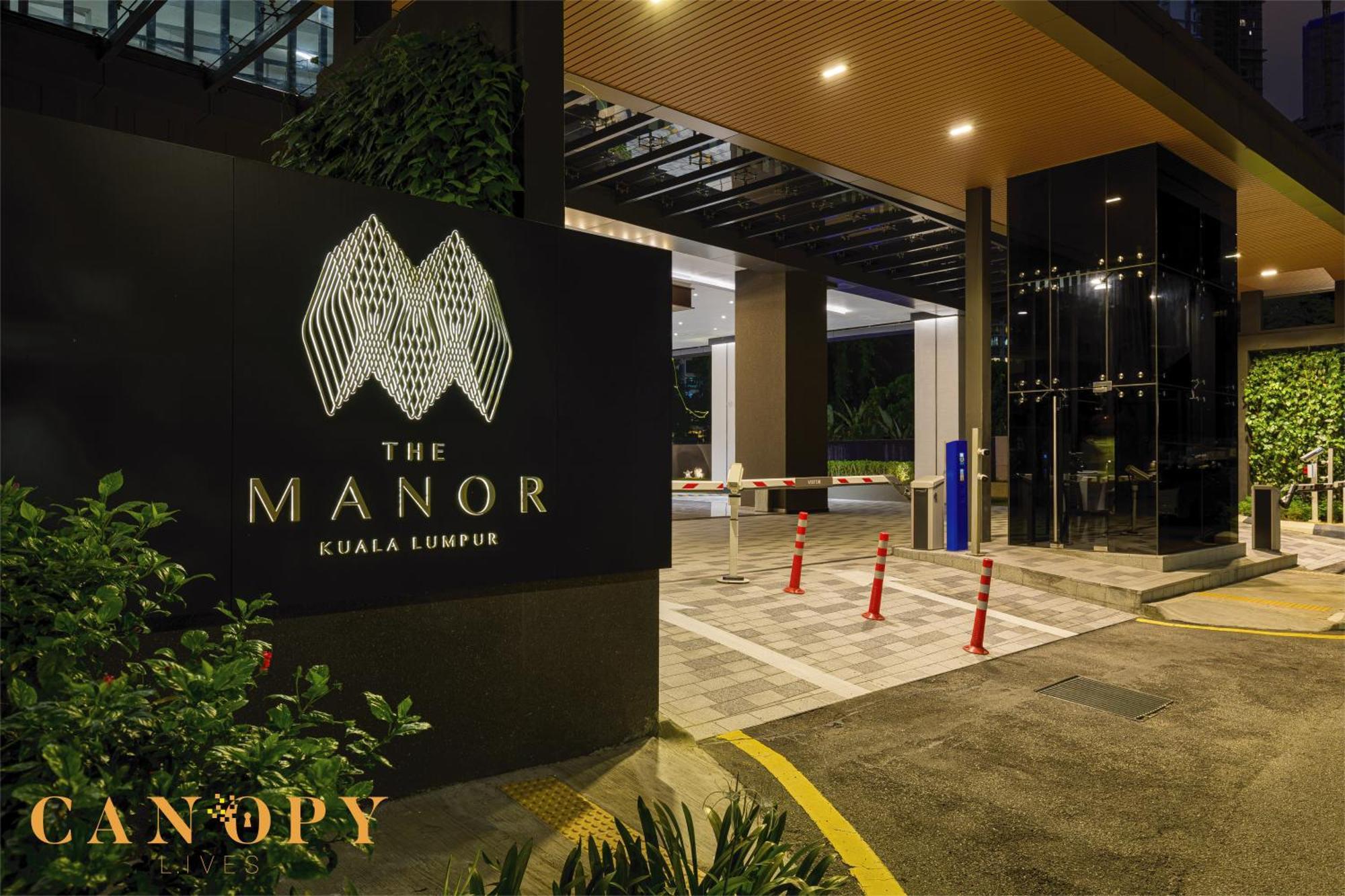 The Manor Serviced By Canopy Lives