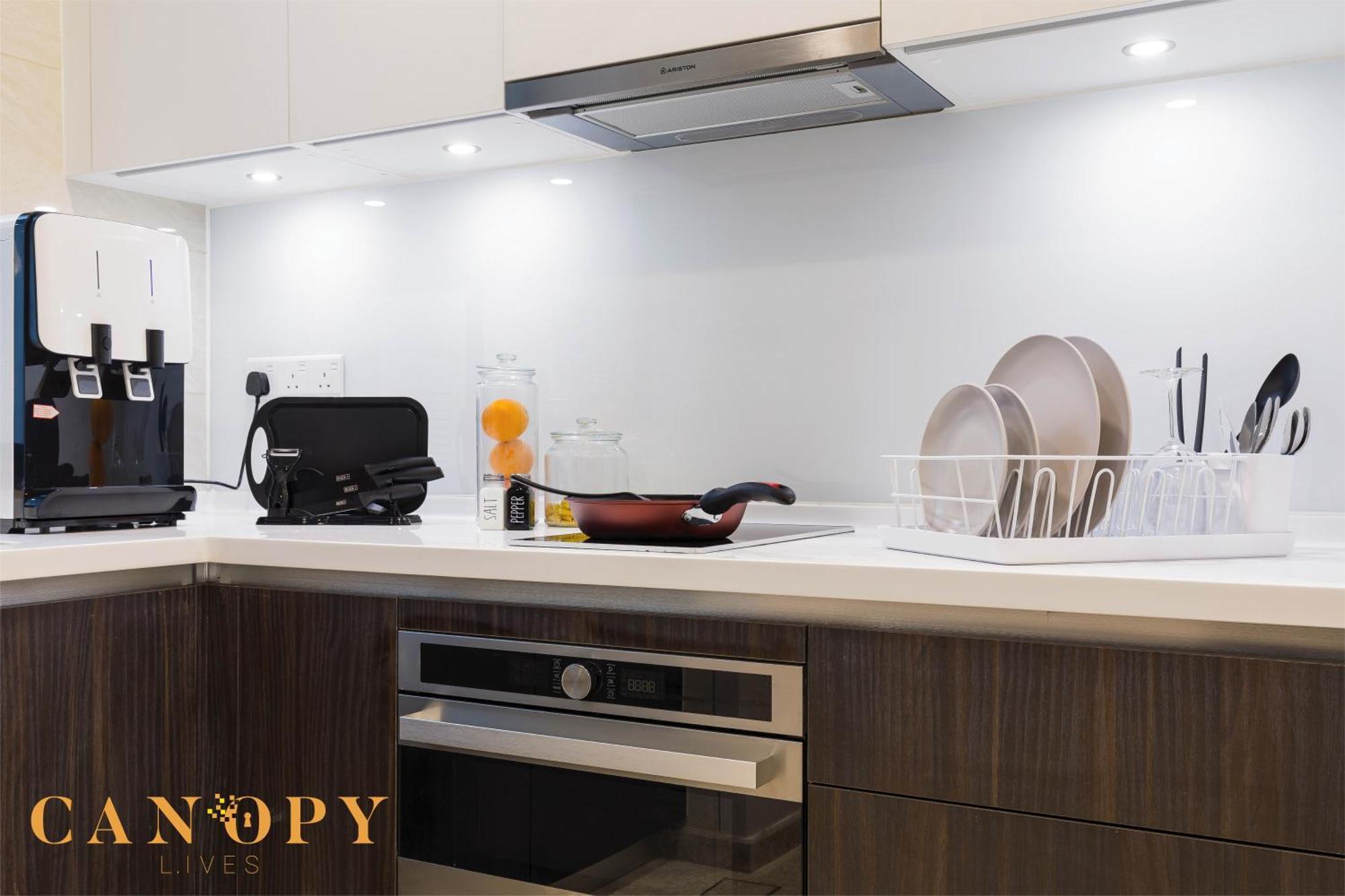 The Manor Serviced By Canopy Lives Apartemen