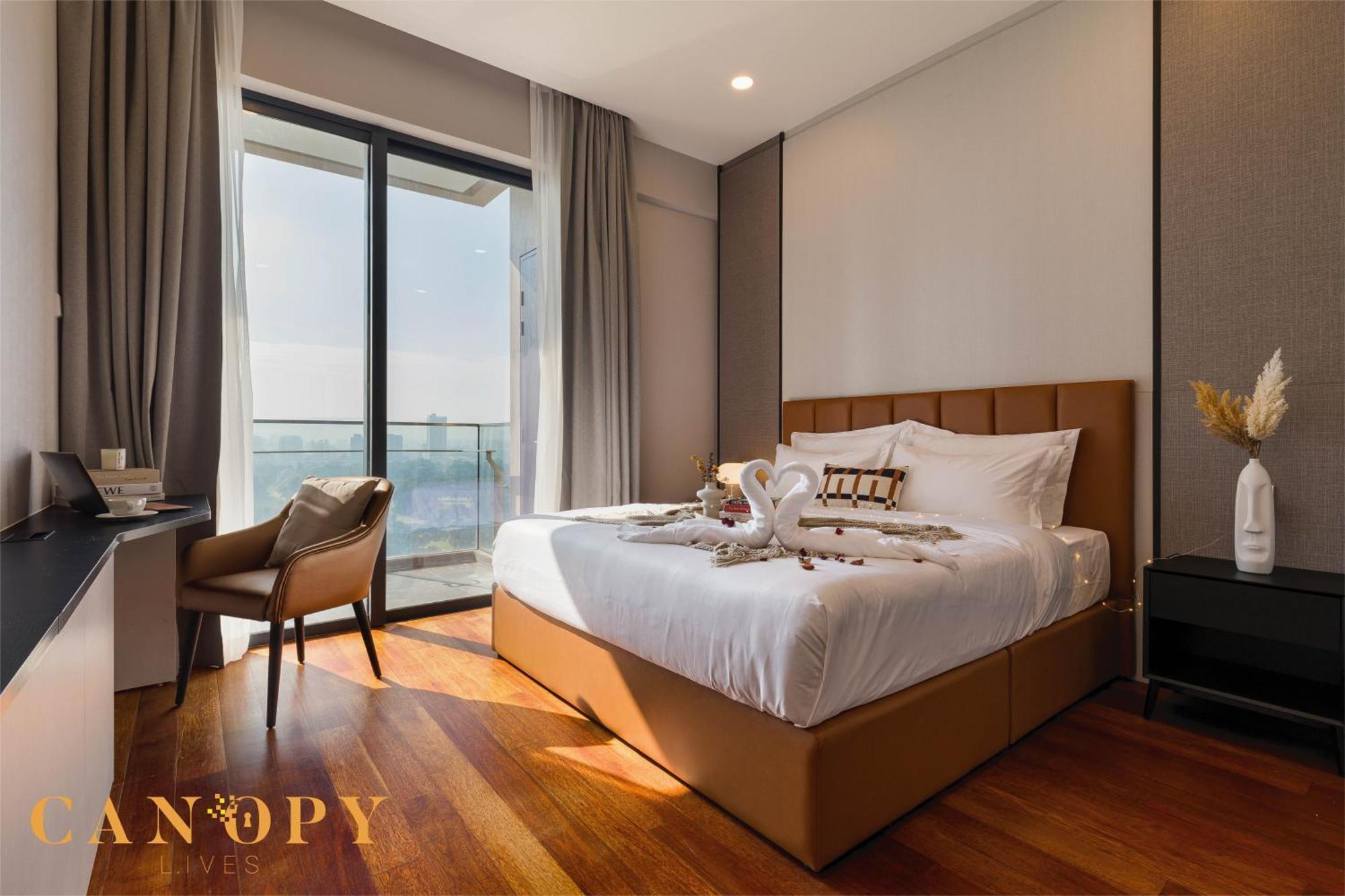 Apartemen The Manor Serviced By Canopy Lives
