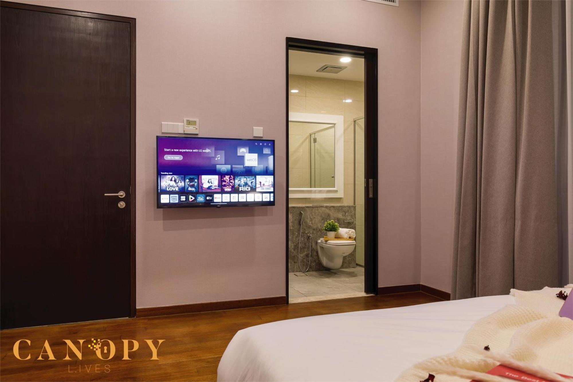 The Manor Serviced By Canopy Lives Apartemen